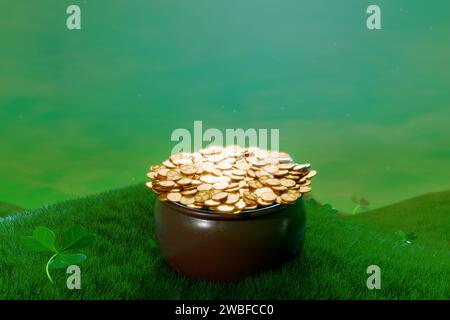 St.Patrick 's Day. Un vaso di monete d'oro su un prato con trifoglio. Rendering 3D ravvicinato. Foto Stock