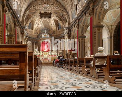 Interieur of San Martino basilic in Treviglio, Bergamo, Italia Foto Stock