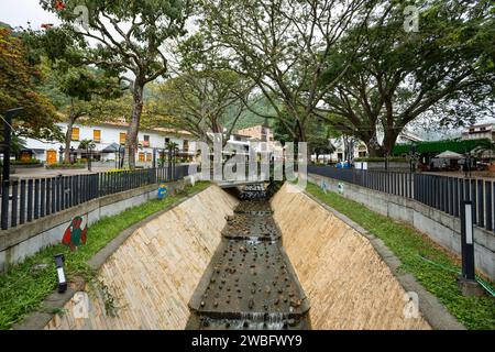 Salgar, Antioquia - Colombia. 26 dicembre 2023. Comune colombiano situato nel sud-ovest del dipartimento. Foto Stock