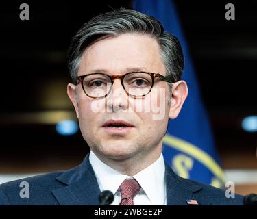 Washington, Stati Uniti. 10 gennaio 2024. Il presidente della camera Mike Johnson (R-LA) parla a una conferenza stampa al Campidoglio degli Stati Uniti. (Foto di Michael Brochstein/Sipa USA) credito: SIPA USA/Alamy Live News Foto Stock