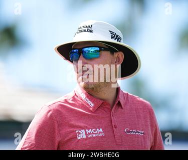 Honolulu, Hawaii, USA. 10 gennaio 2024. Il PGA Pro Joel Dahmen guarda il pubblico durante la giornata Pro/AM al Sony Open al Waialae Country Club di Honolulu, Hawaii. Glenn Yoza/CSM/Alamy Live News Foto Stock