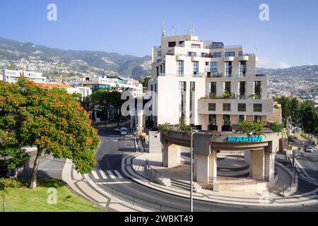 Madeira Funchal Madeira Marina Shopping Centre Funchal centro città Funchal Madeira Portogallo Europa Foto Stock