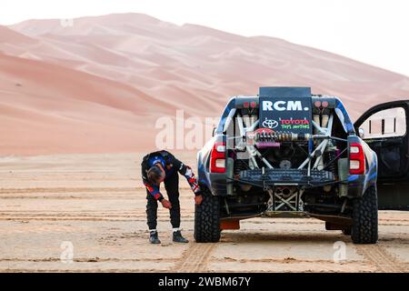 Subaytah, Arabie Saoudite. 11 gennaio 2024. CHABOT Ronan (fra), Overdrive Racing, Toyota Hilux, FIA Ultimate, ritratto durante la fase 6 « 48 ore Chrono » della Dakar 2024 dall'11 al 12 gennaio 2024 intorno a Subaytah, Arabia Saudita - foto Florent Gooden/DPPI Credit: DPPI Media/Alamy Live News Foto Stock