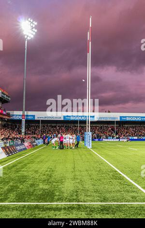 Una meta Gloucester si convertì nella partita con il Northampton il 23/12/2023 al Kingsholm Stadium, sede del Gloucester Rugby, Gloucester, Inghilterra Foto Stock