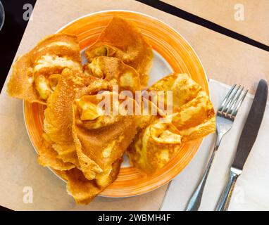 Wontons fritti Foto Stock