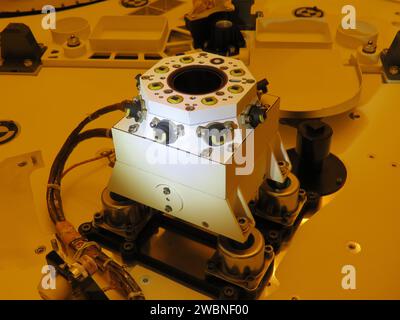 SkyCam è una telecamera rivolta verso il cielo sul rover Marte perseverante della NASA, parte del Mars Environmental Dynamics Analyzer (MEDA) fornito dal CAB spagnolo. Cattura immagini e video delle nuvole marziane. Perseveranza studia astrobiologia, geologia, clima passato, e incastra la roccia marziana e il regolith per future missioni di ritorno dei campioni con la NASA e l'ESA. Foto Stock