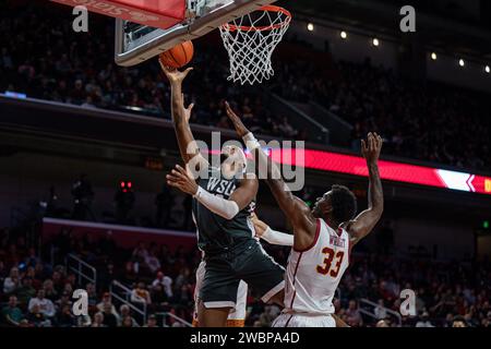 Durante una partita di basket maschile NCAA, mercoledì 10 gennaio 2024, al Galen Center, a Los Angeles, CALIFORNIA. I Cougars sconfissero i Trojan 72-64. (Jo Foto Stock