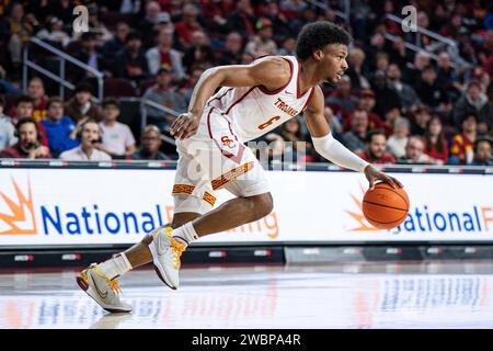 USC Trojans guardia Bronny James (6) durante una partita di basket maschile NCAA contro i Washington State Cougars, mercoledì 10 gennaio 2024, al Galen Foto Stock