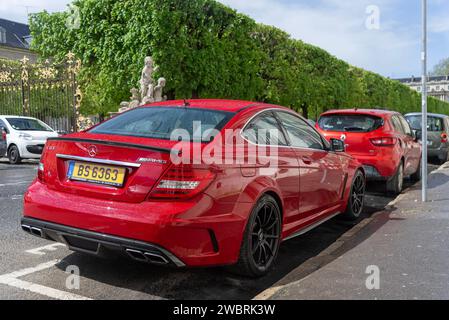 Nancy, Francia - Red Mercedes-Benz C63 AMG Coupé Black Series parcheggiata in una strada in Place Carrière. Foto Stock