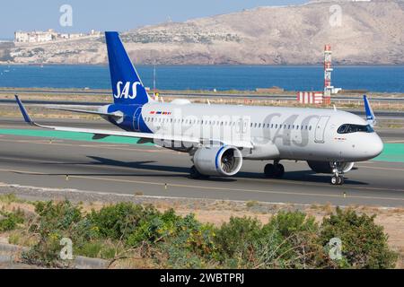 Airbus A320 neo aereo di linea della compagnia aerea scandinava SAS Foto Stock