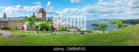 Panorama della città vecchia di Quebec City con Chateau Frontenac e il fiume San Lorenzo Foto Stock