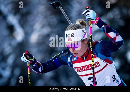 La norvegese Ingrid Landmark Tandrevold gareggia nella gara di sprint femminile della Coppa del mondo di biathlon, Ruhpolding, Germania, 12 gennaio 2024. (CTK Photo/Jarosla Foto Stock