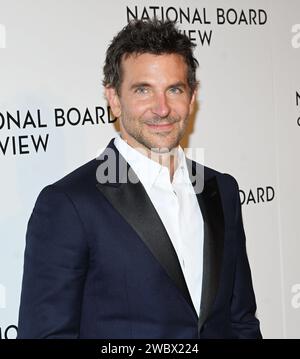 New York, USA. 12 gennaio 2024. Bradley Cooper partecipa al National Board of Review Gala del 2024 a Cipriani 42nd Street l'11 gennaio 2024 a New York City. Foto: Jeremy Smith/imageSPACE credito: Imagespace/Alamy Live News Foto Stock