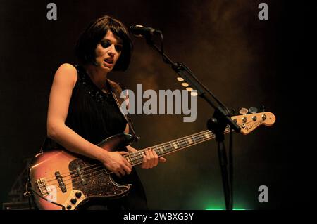 Milano Italia 2010-03-04: Carmen Consoli, cantante italiana, durante il concerto dal vivo all'Alcatraz Foto Stock