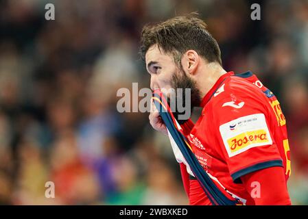 Mannheim, Germania. 12 gennaio 2024. Pallamano: Campionato europeo, Spagna - Croazia, turno preliminare, gruppo B, giornata 1, SAP Arena. Jorge Maqueda Peño gesticolates. Crediti: Uwe Anspach/dpa/Alamy Live News Foto Stock