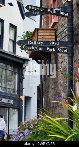 Ross on Wye, Herefordshire, Ing 24 settembre 2023: La città vanta un mix di stili architettonici con strade strette, vecchi edifici in mattoni e pietra. Foto Stock