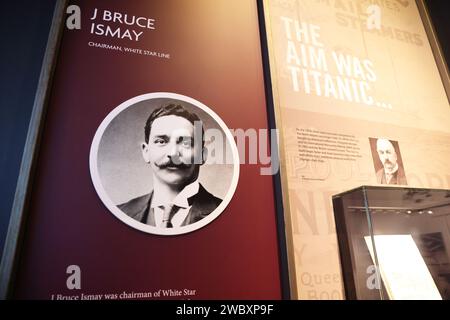 Titanic Belfast, un'attrazione turistica leader a livello mondiale che racconta la storia di RMS Titanic dal suo inizio fino alla sua tragica fine nel 1912, Regno Unito Foto Stock