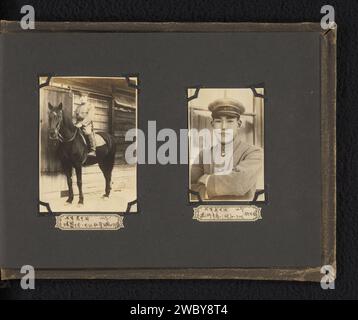 Due ritratti di soldati giapponesi sconosciuti, uno a cavallo, anonimo, c. 1930 - c. 1940 Fotografia questa foto fa parte di un album. Baryta Paper. carta gelatina argento stampa anonima persona storica ritratta. il soldato, la vita del soldato. cavallo Foto Stock