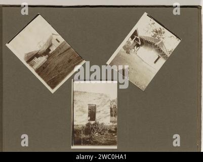 Leprozen Colony Danaradja: Buildings, Anonymous, 1922 Fotografia album rivista con tre foto di edifici nella colonia di lebbra Danaradja. Sulla foto a destra, è visibile l'ombra del fotografo. L'edificio nella foto in basso sembra essere in costruzione. Parte dell'album fotografico Leprozen Colony Danaradja e registrazioni familiari. Cartone est. lebbra di supporto fotografico. Fotografo al lavoro - CC - fuori porta. Esterno  rappresentazione di un edificio est Foto Stock