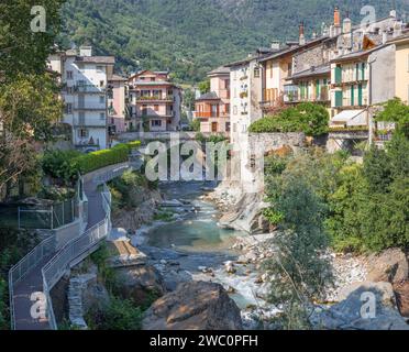 Chiavenna sul fiume Mera Foto Stock