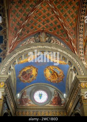 Affreschi del soffitto, Collegiata di Santa Maria Assunta, San Gimignano Foto Stock