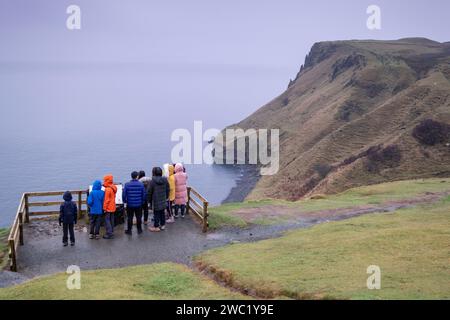 mirador, An Cainc, Diatomita, minería, Trotternish, Highlands, Escoia, Reino Unido Foto Stock