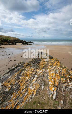 La splendida spiaggia di Aberffraw sulla costa occidentale di Anglesey, Galles del Nord. Foto Stock