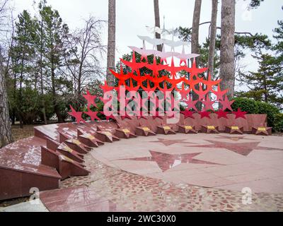 Sochi, Russia - 2023 febbraio 23: Composizione scultorea 'Cranes'. Frunze Park. Sochi Foto Stock