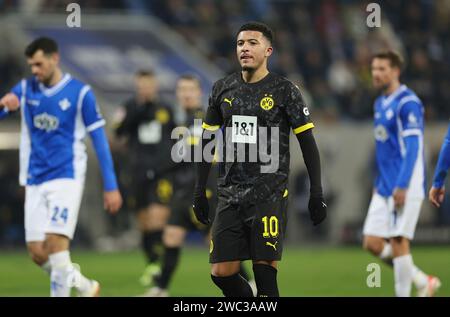 Darmstadt, Deutschland. 13 gennaio 2024. 13.01.2024, xdcx, Fussball Bundesliga, SV Darmstadt 98 - Borussia Dortmund, emonline, emspor, despor, v.l., LE NORMATIVE DFL/DFB DI JADON SANCHO (BORUSSIA DORTMUND) VIETANO QUALSIASI USO DI FOTOGRAFIE COME SEQUENZE DI IMMAGINI E/O QUASI-VIDEO. Credito: dpa/Alamy Live News Foto Stock