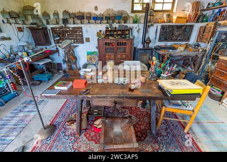 Laboratorio d'artista a Capoliveri, Elba, Arcipelago Toscano, Toscana, Italia Foto Stock