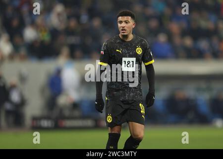 Darmstadt, Deutschland. 13 gennaio 2024. 13.01.2024, xdcx, Fussball Bundesliga, SV Darmstadt 98 - Borussia Dortmund, emonline, emspor, despor, v.l., LE NORMATIVE DFL/DFB DI JADON SANCHO (BORUSSIA DORTMUND) VIETANO QUALSIASI USO DI FOTOGRAFIE COME SEQUENZE DI IMMAGINI E/O QUASI-VIDEO. Credito: dpa/Alamy Live News Foto Stock