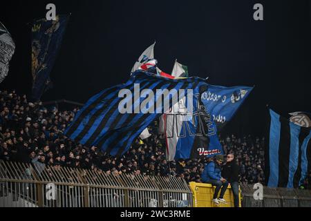 Tifosi inter FC durante la partita di serie A italiana tra AC Monza e Inter FC Internazionale il 13 gennaio 2024 allo stadio U-Power di Monza. Foto Tiziano Ballabio Foto Stock