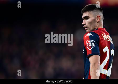 Genova, Italia. 13 gennaio 2024. Johan Vasquez, del Genoa CFC, guarda alla partita di serie A tra Genoa CFC e Torino FC. Crediti: Nicolò campo/Alamy Live News Foto Stock