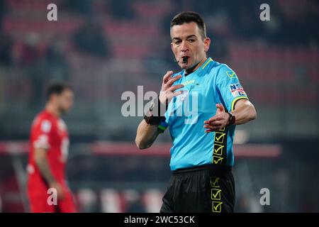 Antonio Rapuano (arbitro) durante il campionato italiano di serie A partita di calcio tra AC Monza e FC Internazionale il 13 gennaio 2024 allo stadio U-Power di Monza, Italia - crediti: Luca Rossini/e-Mage/Alamy Live News Foto Stock