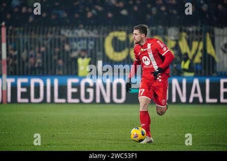 Monza, Italie. 13 gennaio 2024. Georgios Kyriakopoulos (AC Monza) durante il campionato italiano di serie A partita tra AC Monza e FC Internazionale il 13 gennaio 2024 allo U-Power Stadium di Monza, Italia - foto Morgese-Rossini/DPPI Credit: DPPI Media/Alamy Live News Foto Stock