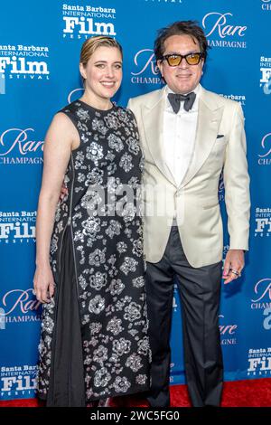 Il regista Greta Gerwig e il direttore esecutivo di SBIFF Roger Durling arrivano al 16° annuale Kirk Douglas Award for Excellence in Film del Santa Barbara International Film Festival per onorare l'attore Ryan Gosling al Ritz-Carlton Bacara, Santa Barbara, CALIFORNIA, il 13 gennaio. 2024. (Foto di Rod Rolle/Sipa USA) Foto Stock