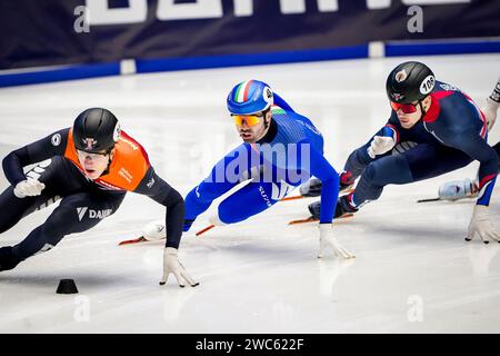 DANZICA, POLONIA - 14 GENNAIO: L'Italia Mattia Antonioli gareggia sui 1000 m maschili durante i campionati europei di pattinaggio di velocità ISU a Hala Olivia il 14 gennaio 2024 a Danzica, in Polonia. (Foto di Andre Weening/Orange Pictures) Foto Stock