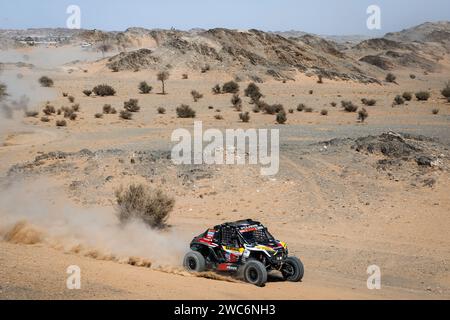 411 DE SOULTRAIT Xavier (fra), BONNET Martin (fra), Sébastien Loeb Racing - Bardahl Team, Polaris RZR Pro R, FIA SSV, azione durante la fase 7 della Dakar 2024 il 14 gennaio 2024 tra Riyadh e al Duwadimi, Arabia Saudita - foto Frédéric le Floc'h / DPPI Foto Stock