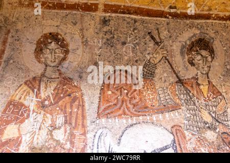 Chiesa del serpente di San Giorgio Yılanlı affreschi di Kilise, museo Goreme delle chiese rupestri, Cappadocia Turchia Foto Stock