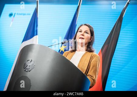 Antrittsbesuch neuer Französischer Außenminister bei deutscher Außenministerin Pressekonferenz nuovo ministro degli Esteri francese visite alla conferenza stampa del ministro degli Esteri tedesco Annalena Baerbock, Bundesministerin des Auswärtigen Antrittsbesuch neuer Außenministerin bei deutscher Französischer Außenminister Pressekonferenz nuovo ministro degli Esteri francese visite alla conferenza stampa del ministro degli Esteri tedesco Annalena Baerbock, Bundesministerin des Auswärtigen *** visita inaugurale del nuovo Ministro degli Esteri francese alla conferenza stampa del Ministro degli Esteri tedesco nuovo Ministro degli Esteri francese visite a. Foto Stock