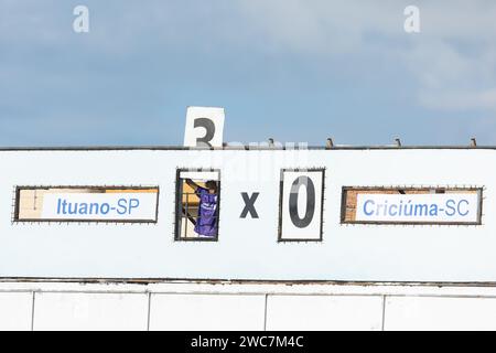 Sao Carlos, Brasile. 14 gennaio 2024. SP - SAO CARLOS - 01/14/2024 - COPA SAO PAULO 2024, ITUANO (foto di Diogo Reis/AGIF/Sipa USA) credito: SIPA USA/Alamy Live News Foto Stock