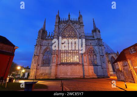 York Minster di notte nella storica città di York nel North Yorkshire, Regno Unito Foto Stock