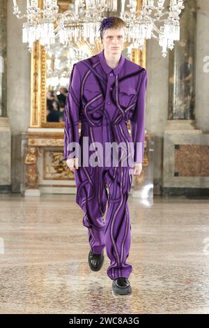 Milano, Italien. 14 gennaio 2024. PRONUNCIA sfilata autunno/inverno 2024-2025 durante la settimana della moda milanese Menswear il 2024 gennaio - Milano; Italia 14/01/2024 credito: dpa/Alamy Live News Foto Stock