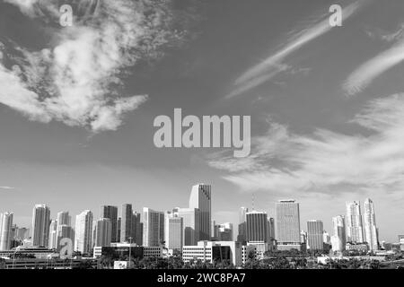 Miami, Florida USA - 20 gennaio 2016: Skyline di miami con edificio dei grattacieli Foto Stock