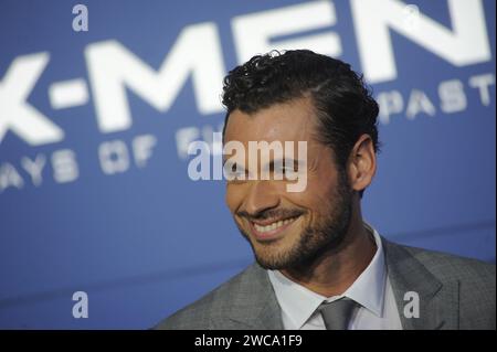 Manhattan, Stati Uniti d'America. 10 maggio 2014. NEW YORK, NY - 10 MAGGIO: Adan canto partecipa alla prima mondiale "X-Men: Days of Future Past" al Jacob Javits Center il 10 maggio 2014 a New York City People: Adan canto Credit: Storms Media Group/Alamy Live News Foto Stock