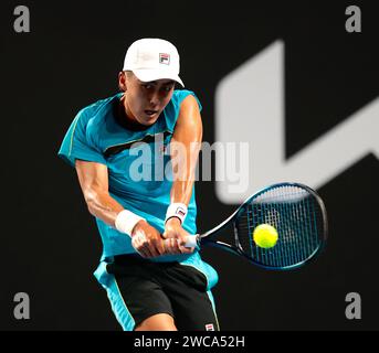 Melbourne, Australia. 15 gennaio 2024. Tennis: Grande Slam - Australian Open, singolare maschile, 1° round. Hijikata (Australia) - Struff (Germania). Rinky Hijikata in azione. Crediti: Frank Molter/dpa/Alamy Live News Foto Stock