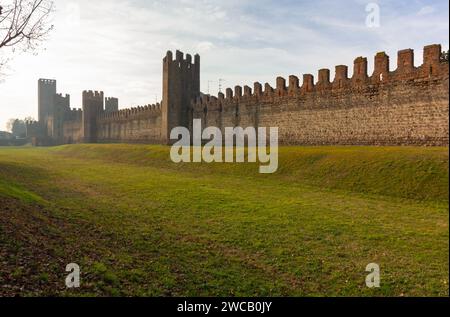 Mura medievali della Montagnana, Italia, tra le meglio conservate d'Europa Foto Stock