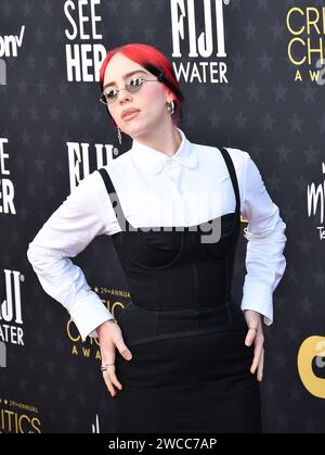 Santa Monica, Stati Uniti. 15 gennaio 2024. Billie Eilish partecipa al 29° Annual Critics Choice Awards al Barker Hangar il 14 gennaio 2024 a Santa Monica, California. Foto: C Flanigan/imageSPACE/Sipa USA credito: SIPA USA/Alamy Live News Foto Stock