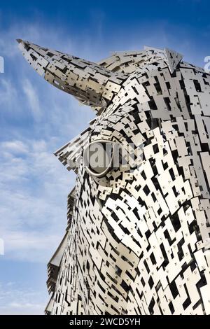 Occhio di una Kelpie, scultura alta 30 metri, Falkirk, Scozia Foto Stock