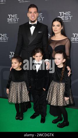 Londra, Regno Unito. 15 gennaio 2024. Edison arriva ai Best FIFA Football Awards all'Apollo Theatre Hammersmith di Londra. Foto (Paul Terry/Sportimage) credito: Sportimage Ltd/Alamy Live News Foto Stock